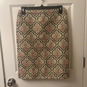 Talbots Shimmery Gold Embroidered Brocade Skirt in Size 6